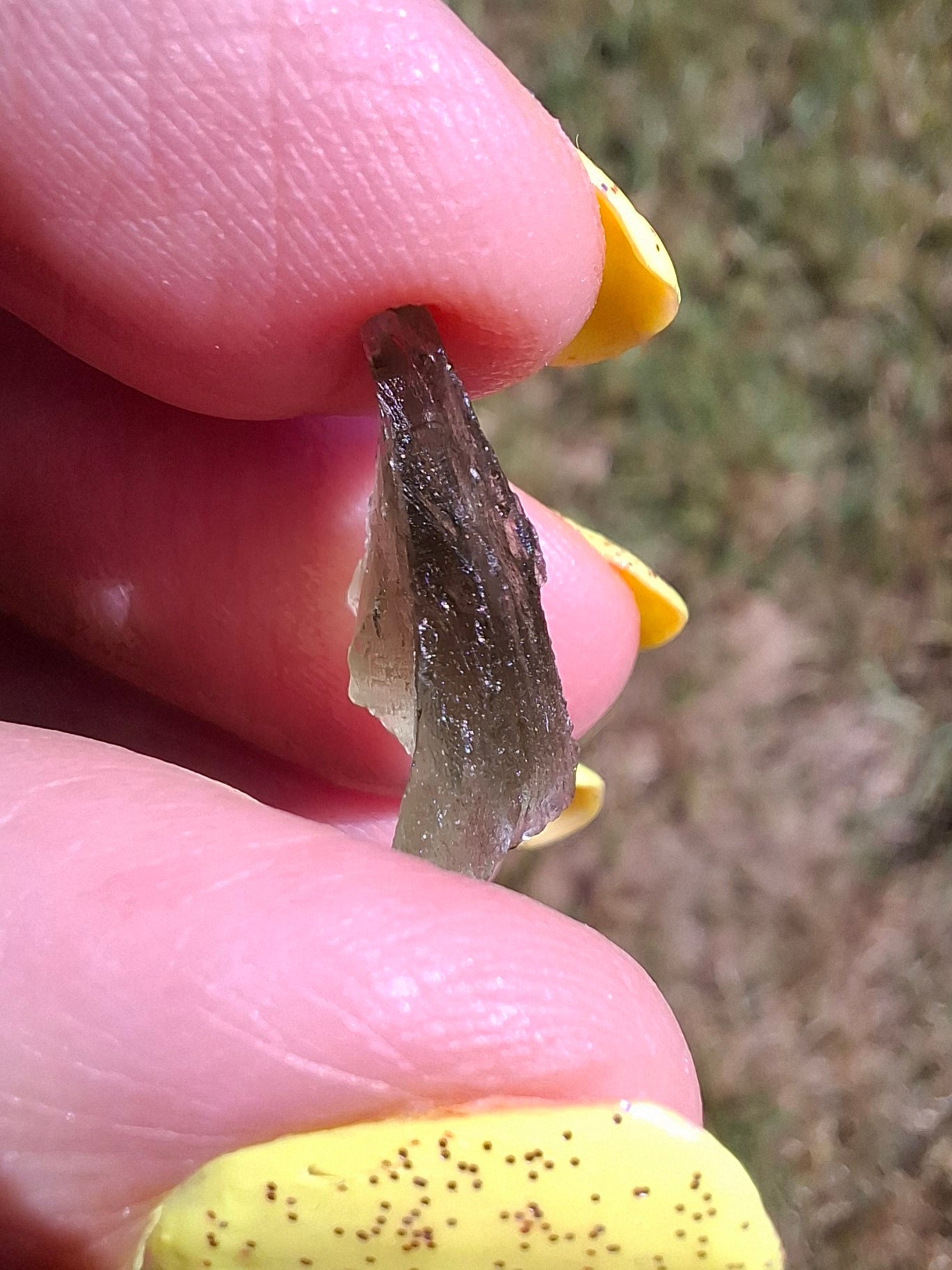 Moldavite Piece, 0.87g, Tektite (Ref: 1477)