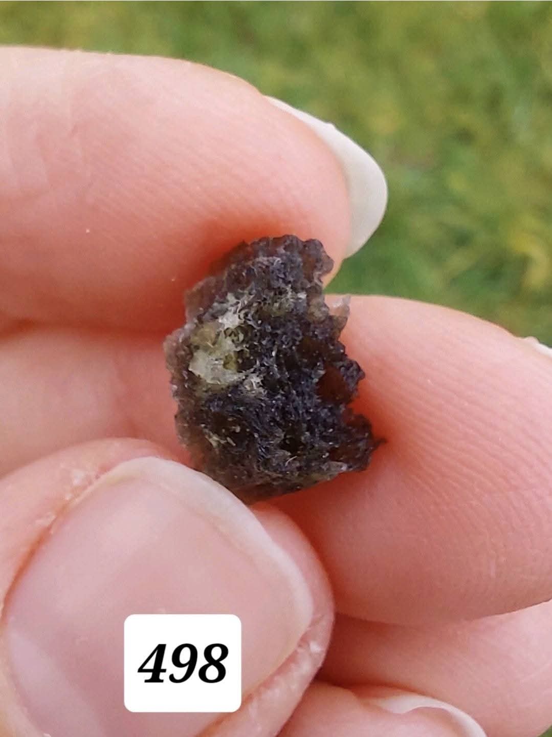 Moldavite Piece, 0.87g, Tektite (Ref: 498)