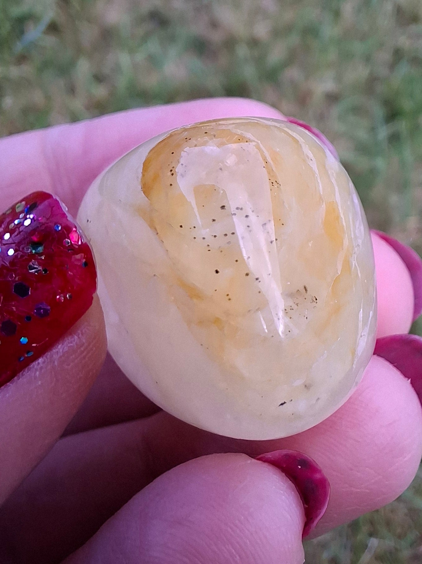Golden Healer, Tumble Stone, Crystal (Ref: T189)