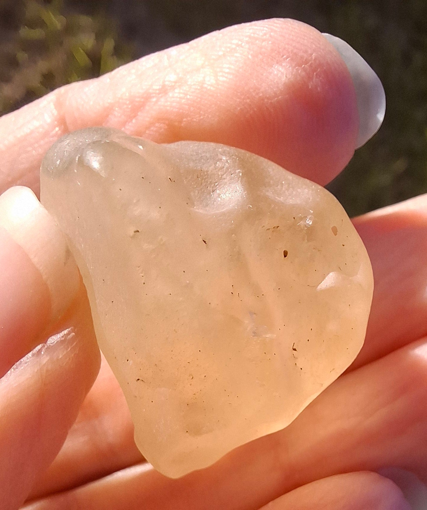 Libyan Desert Glass Piece, 12.90g, Tektite (Ref: LE243)