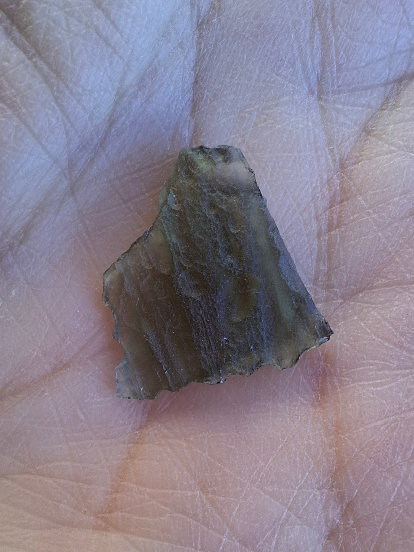 Moldavite Piece, 0.69g, Tektite (Ref: 1405)