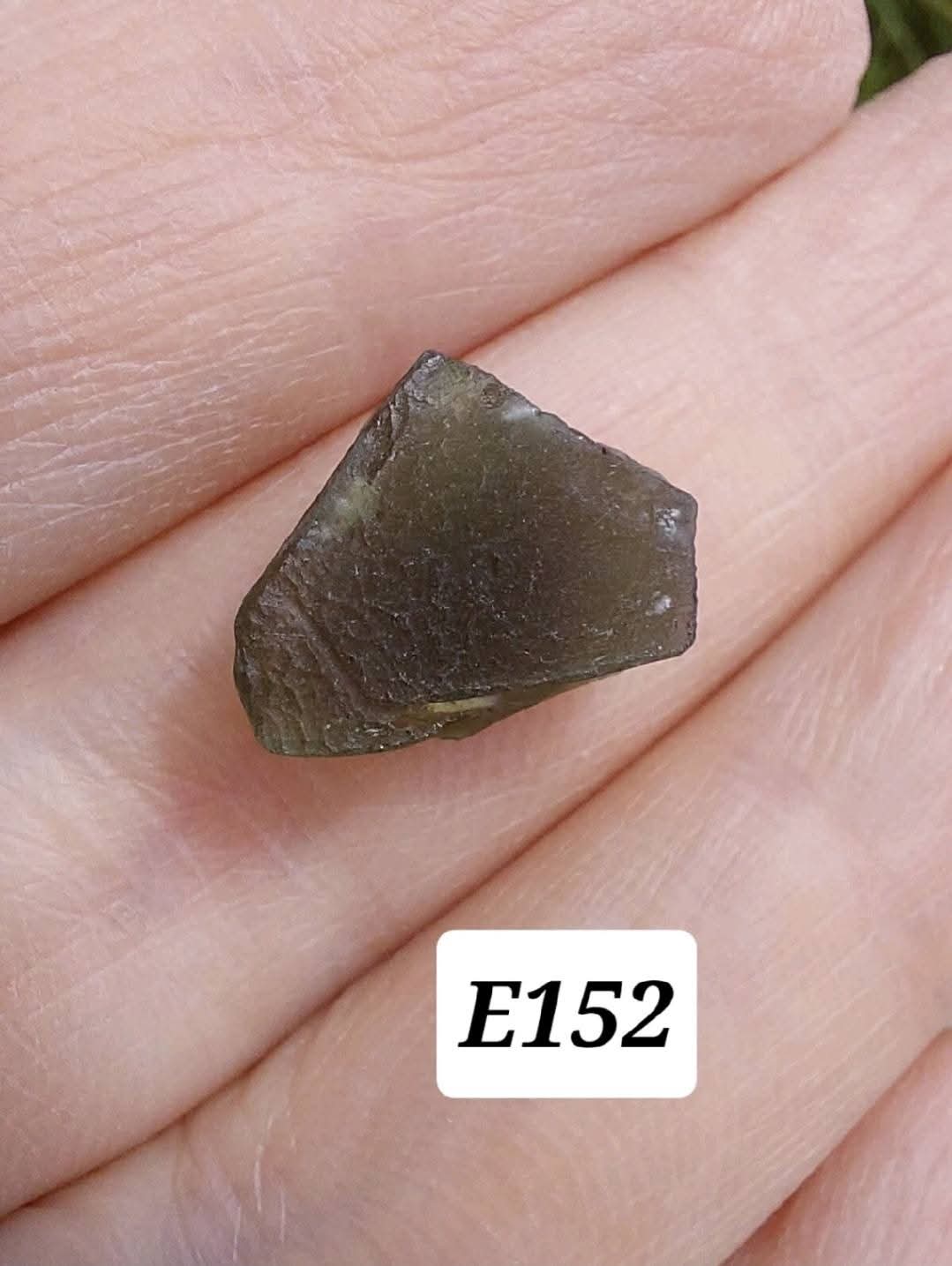 Moldavite Piece, 0.92g, Tektite (Ref: E152)