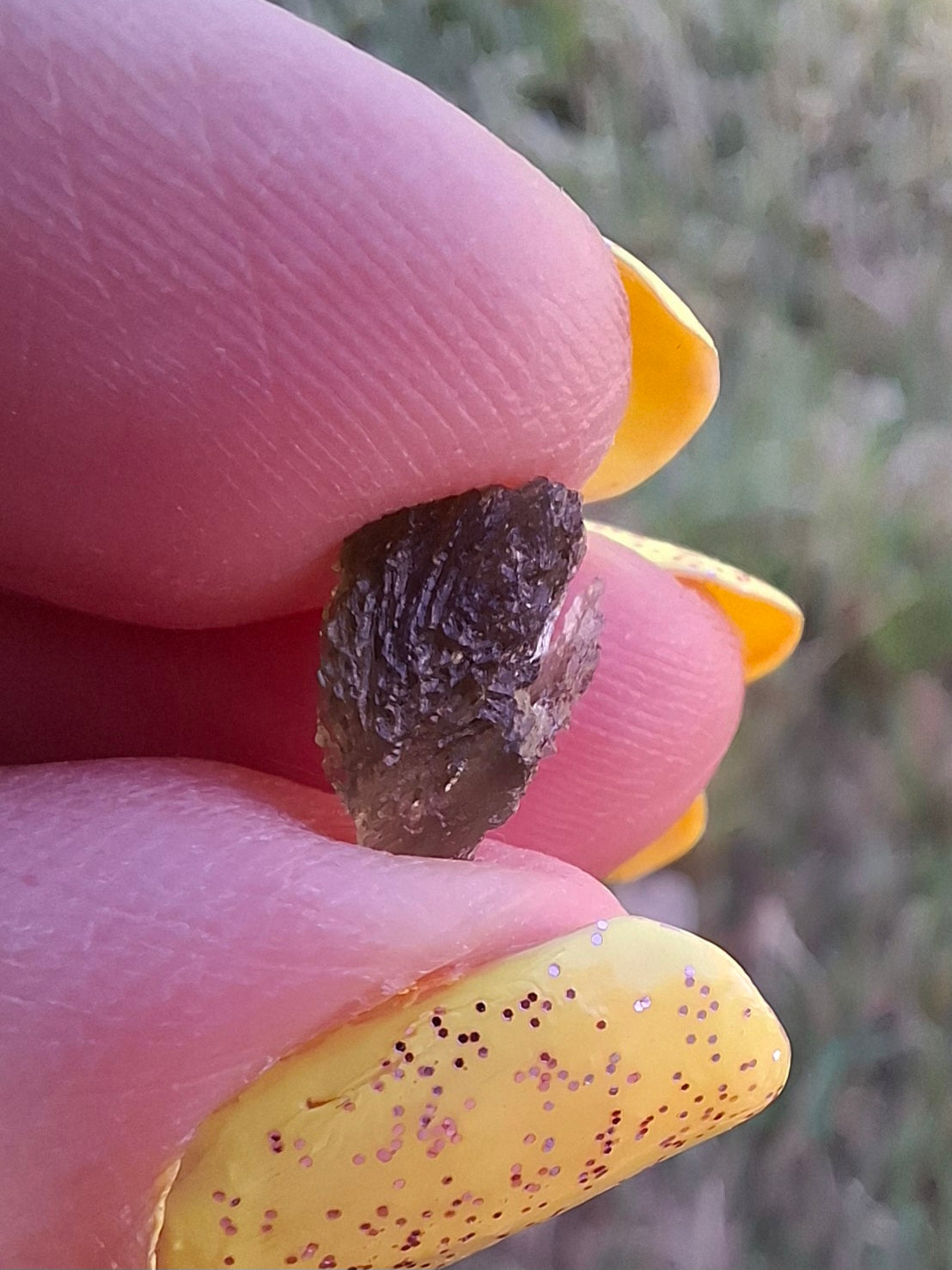 Moldavite small Piece, 0.41g, Tektite (Ref: 1482)