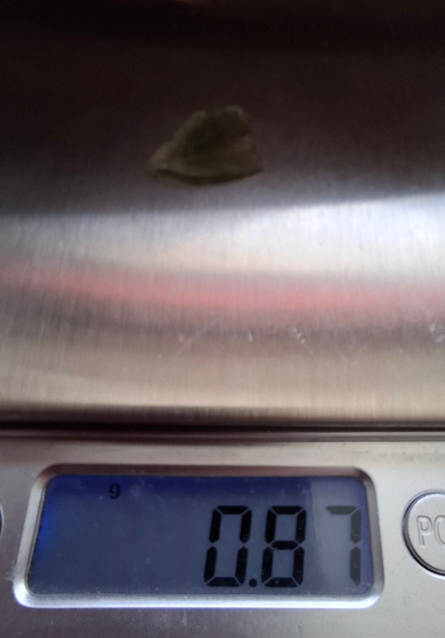 Moldavite Piece, 0.87g, Tektite (Ref: 1477)