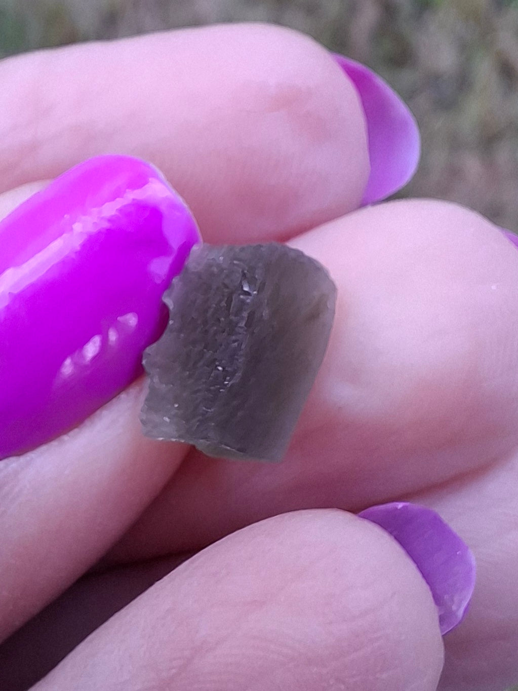 Moldavite Piece, 0.57g, Tektite (Ref: 1439)