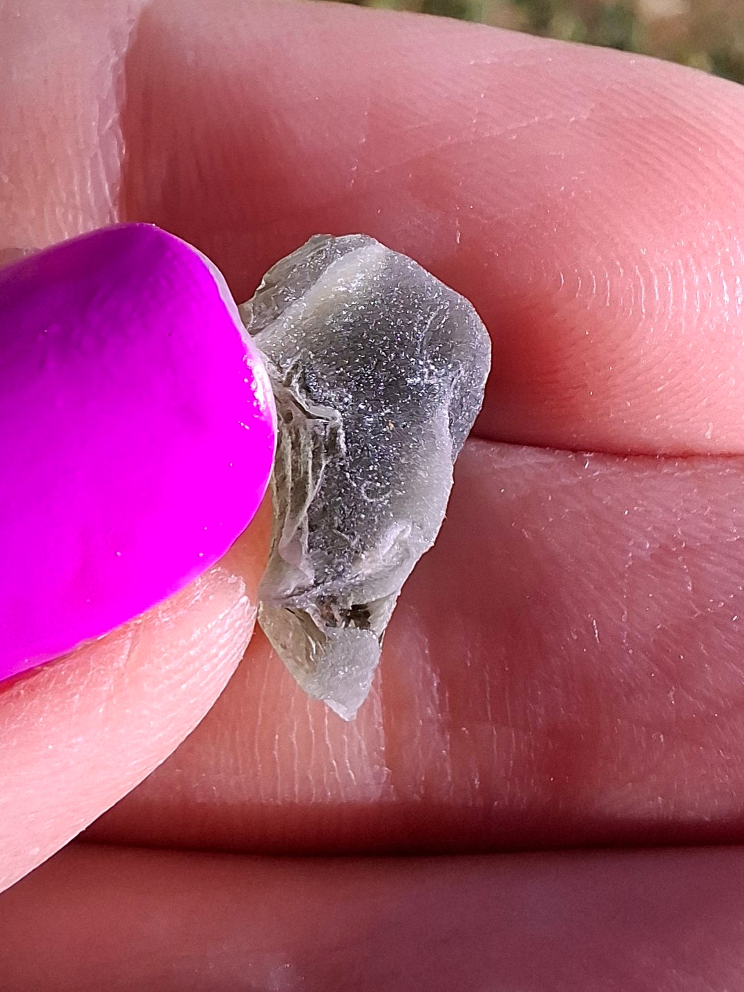 Moldavite Piece, 0.91g, Tektite (Ref: 1460)