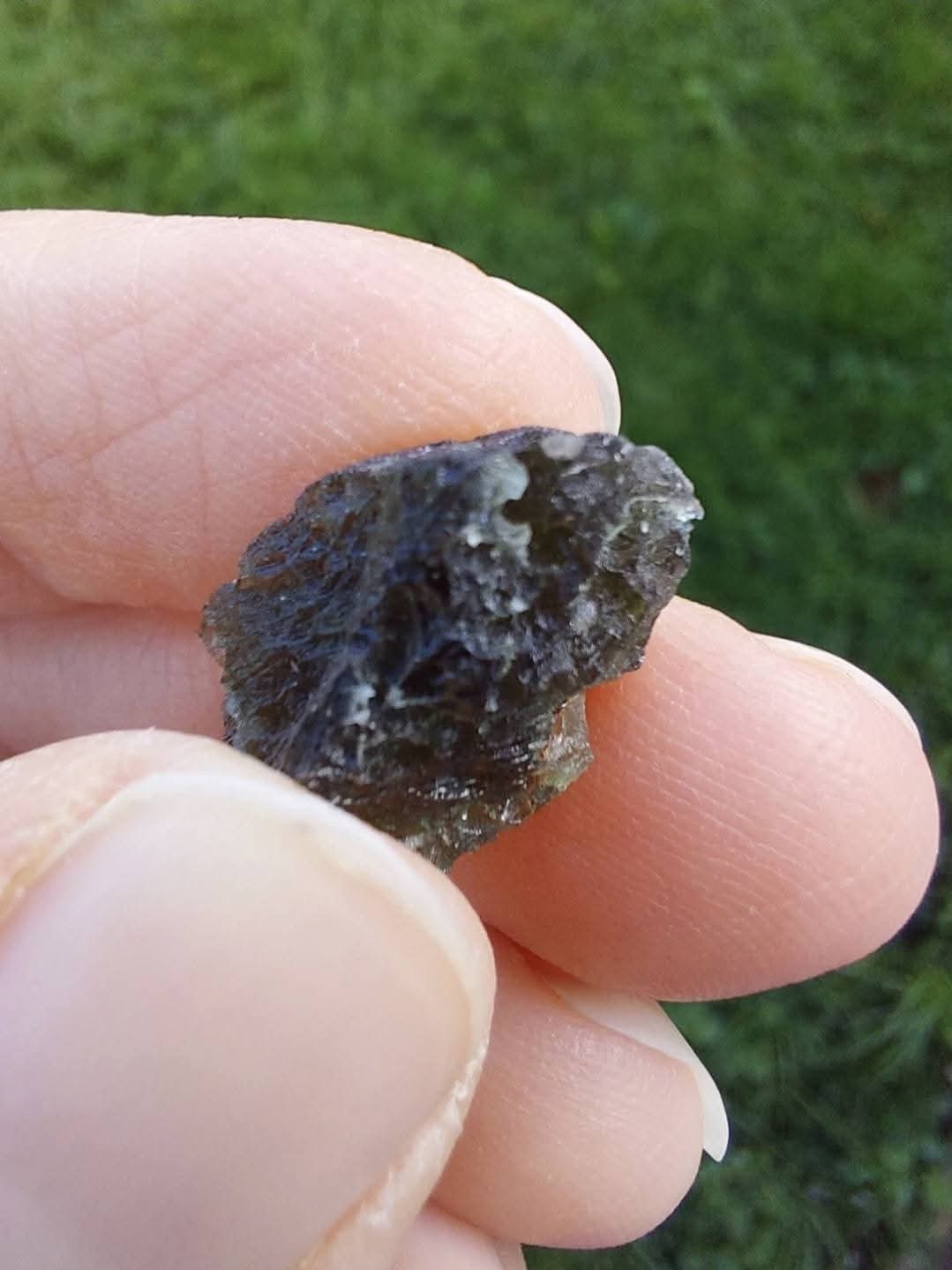 Moldavite Piece, 2.05g. Tektite (Ref: 912)