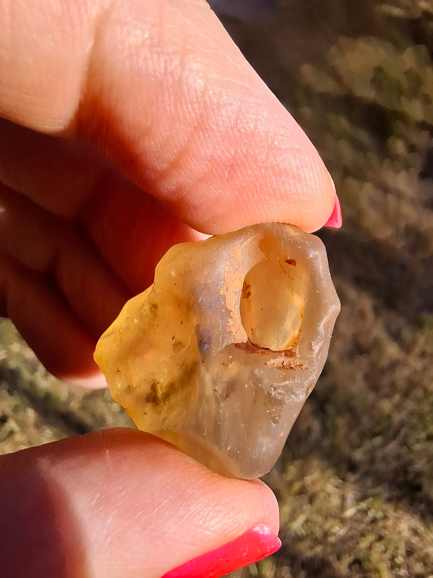 Libyan Desert Glass (darker) Piece, 10.32g, Tektite (Ref: L1376)