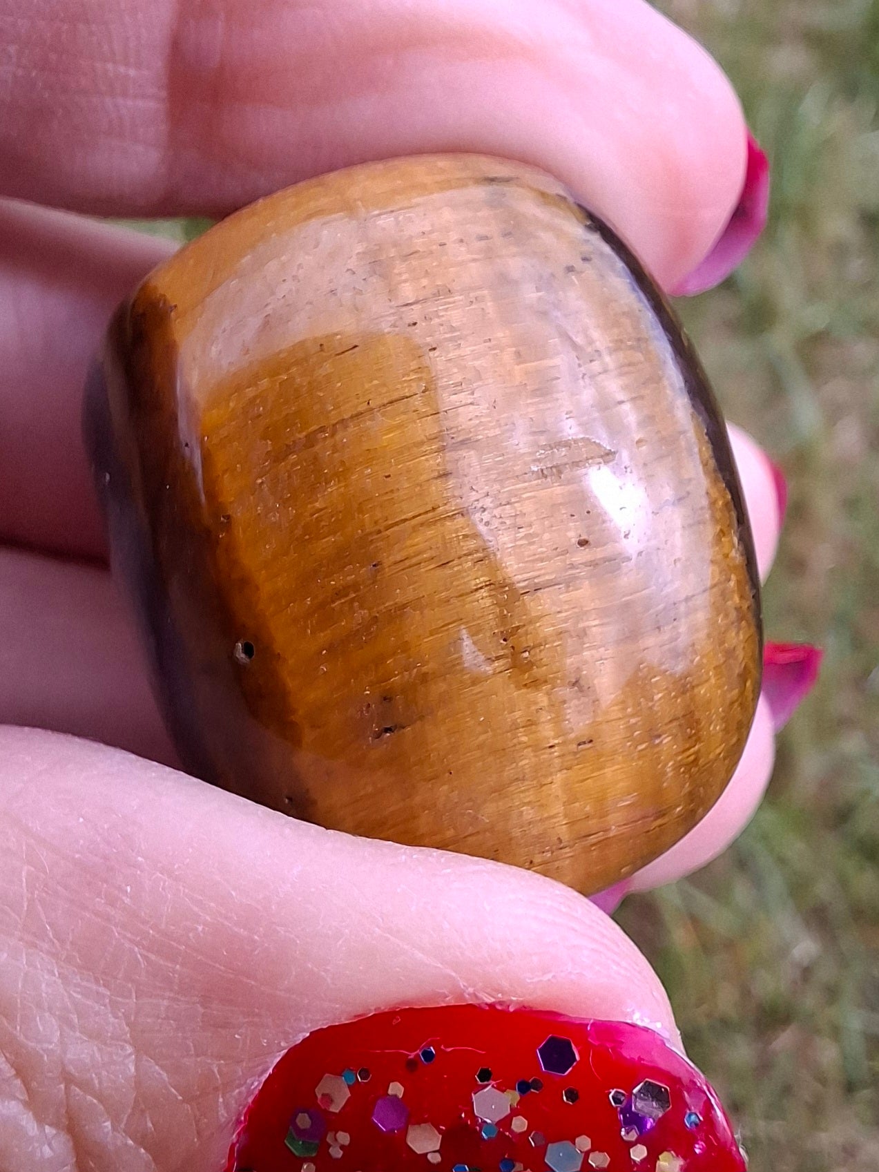 Tigers Eye, Tumble Stone, Crystal (Ref: T128)