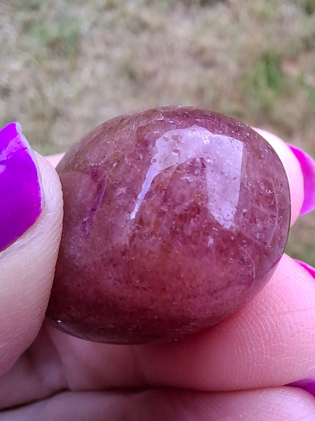 Strawberry Quartz, Tumble Stone, Crystal (Ref: T14)