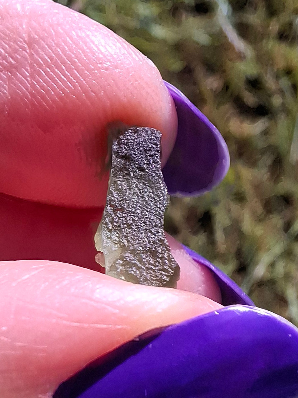 Moldavite Piece, 0.40g, Tektite (Ref: 1487)