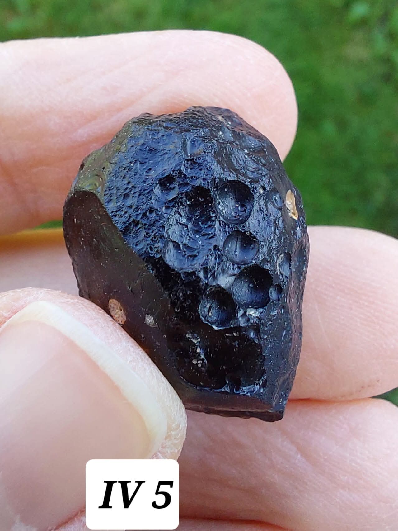 Ivory Coast (Ivorite), RAREST TEKTITE IN THE WORLD, 8.88g, Tektite (Ref: IV5)