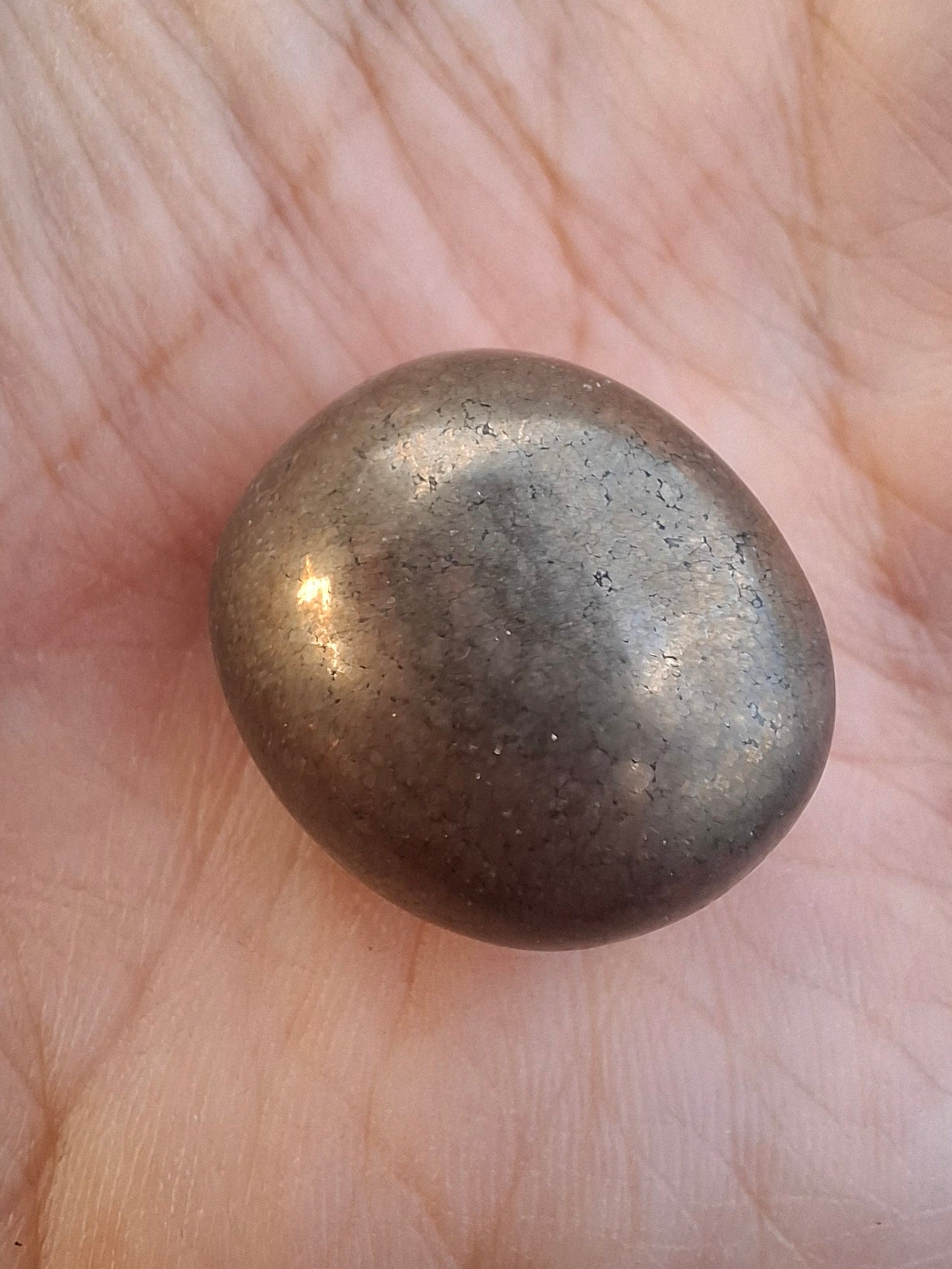 Apache Gold Tumble Stone, Crystal (Ref: T233)