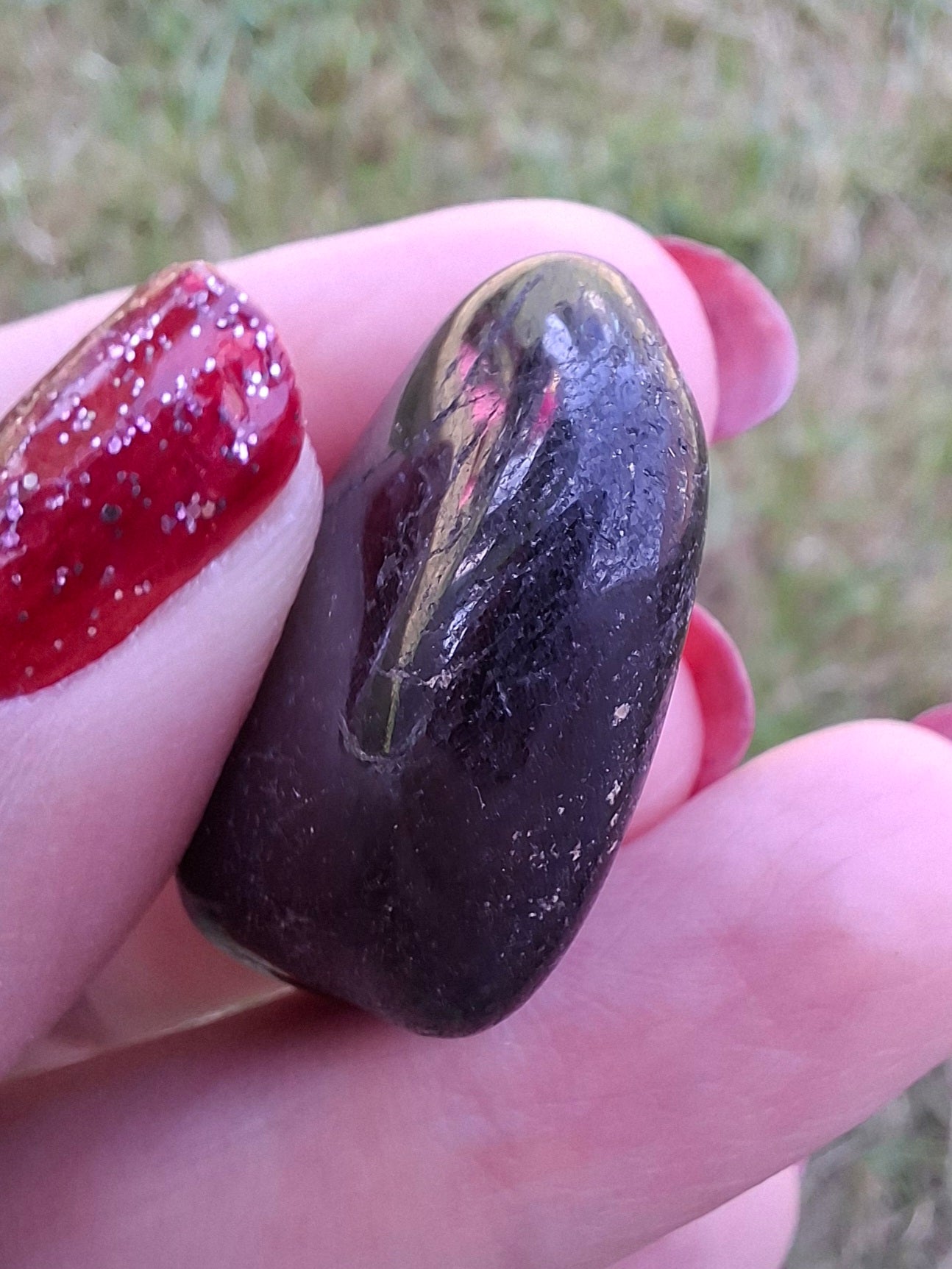 Black Tourmaline, Tumble Stone, Crystal (Ref: T220)