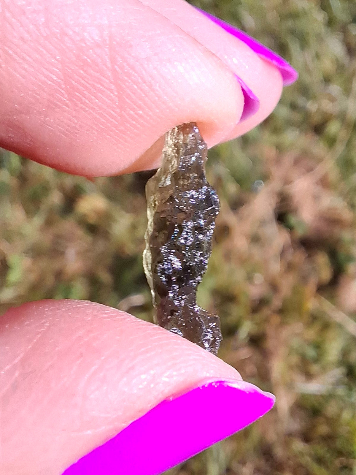 Moldavite Piece, 0.61g, Tektite (Ref: 1457)