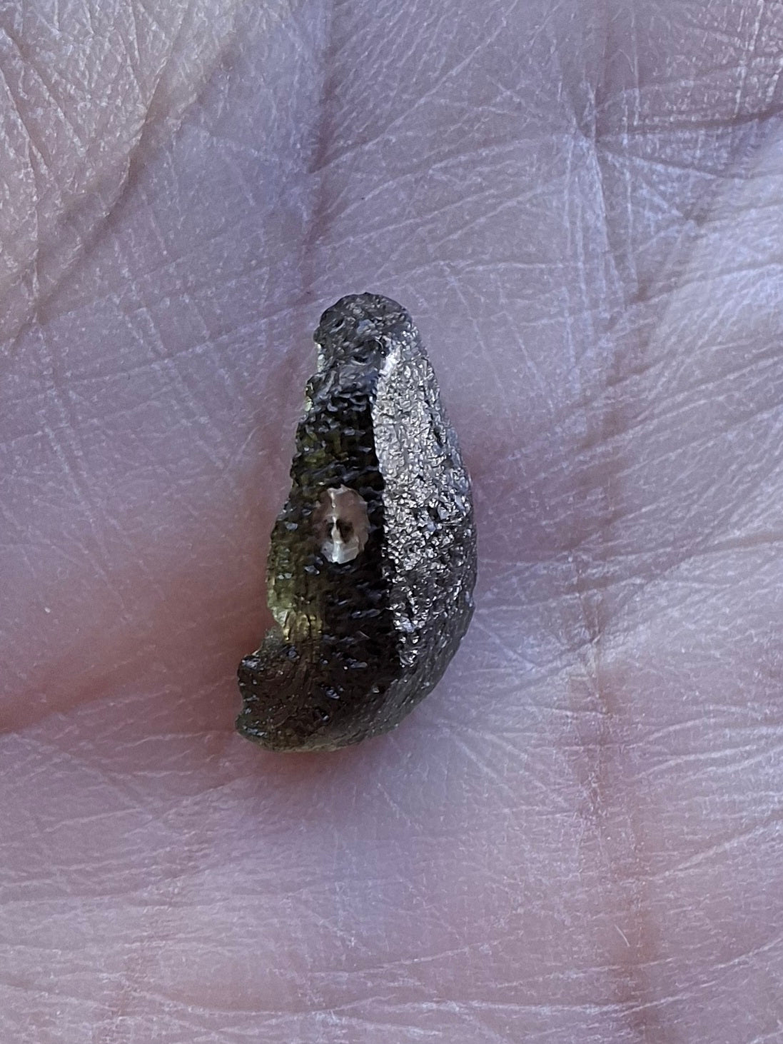 Moldavite Piece, 0.59g, Tektite (Ref: 1413)