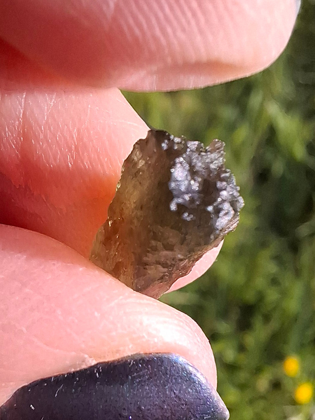 Moldavite Piece, 0.69g, Tektite (Ref: 1384)
