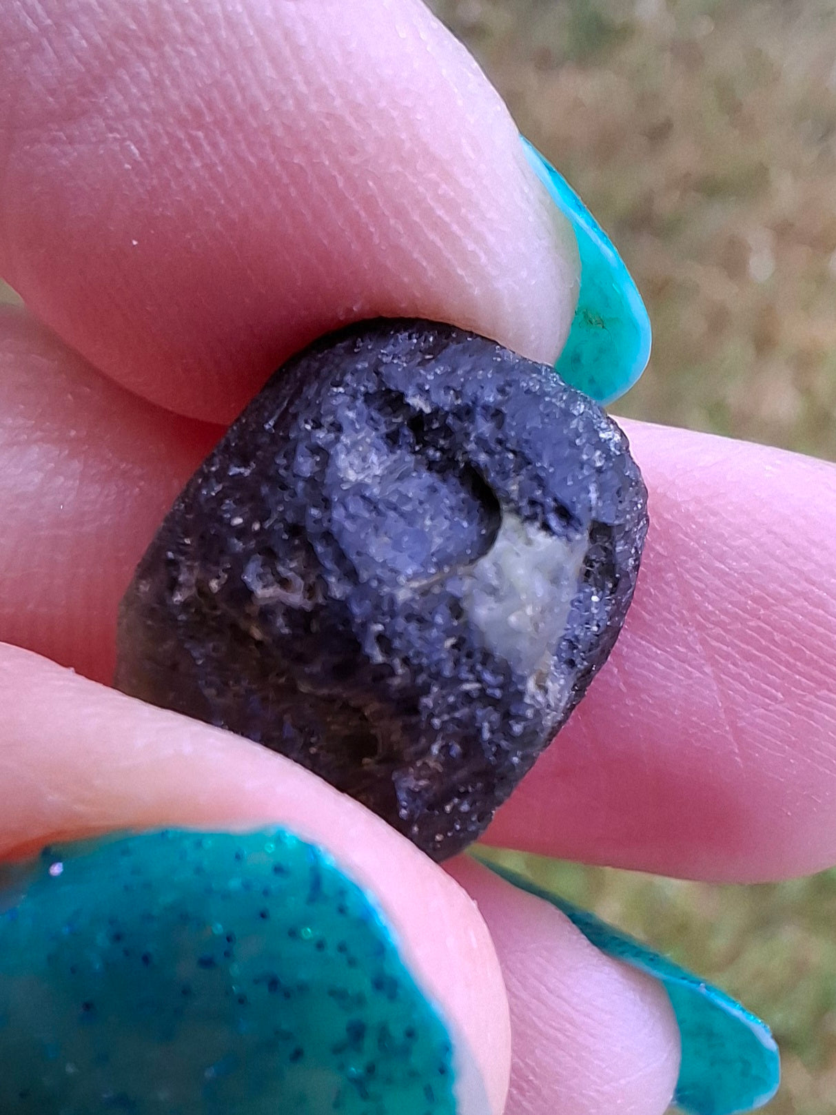 Moldavite Piece, 2.34g, Tektite (Ref: 1414)
