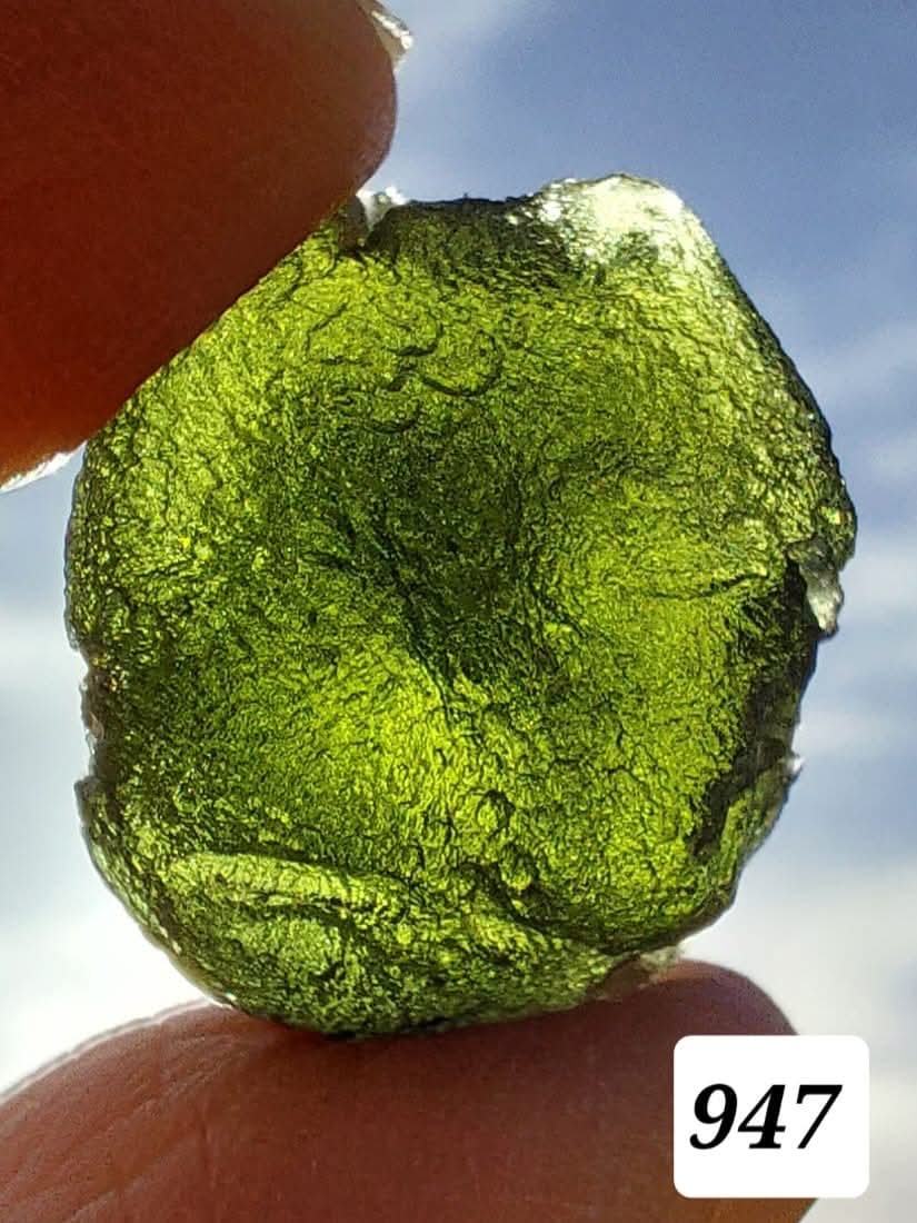 Moldavite Piece, NESMEN,  5.48g, Tektite (Ref: 947)