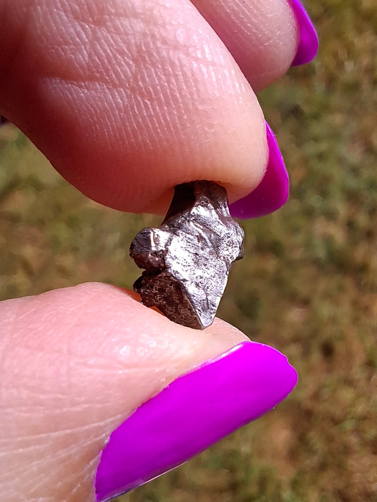 Campo del Cielo, 0.95g, Nickel Iron Meteorite (Ref: C2)