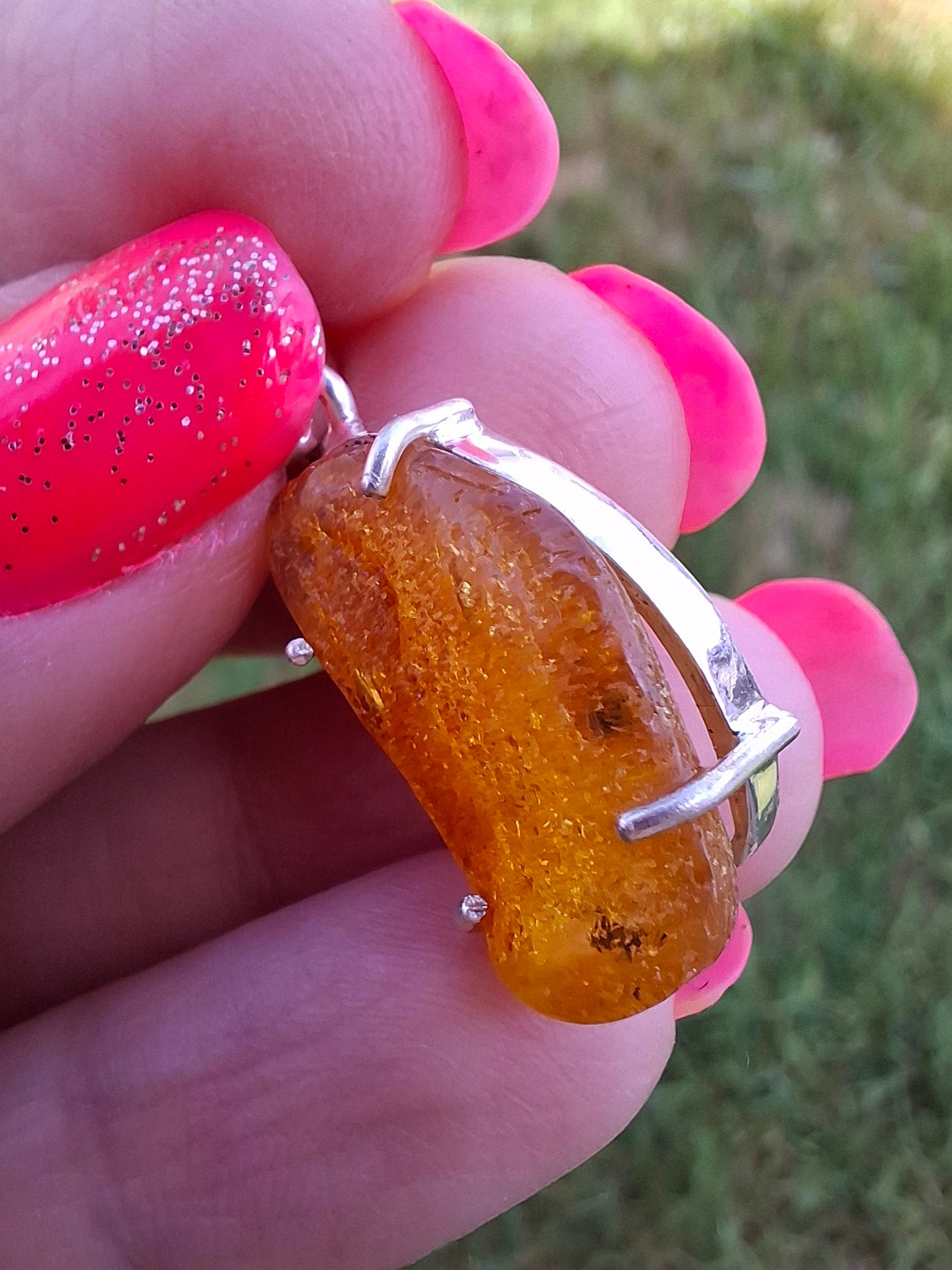 Baltic Amber Pendant, 925 Silver, Fossil (Ref: AP11)