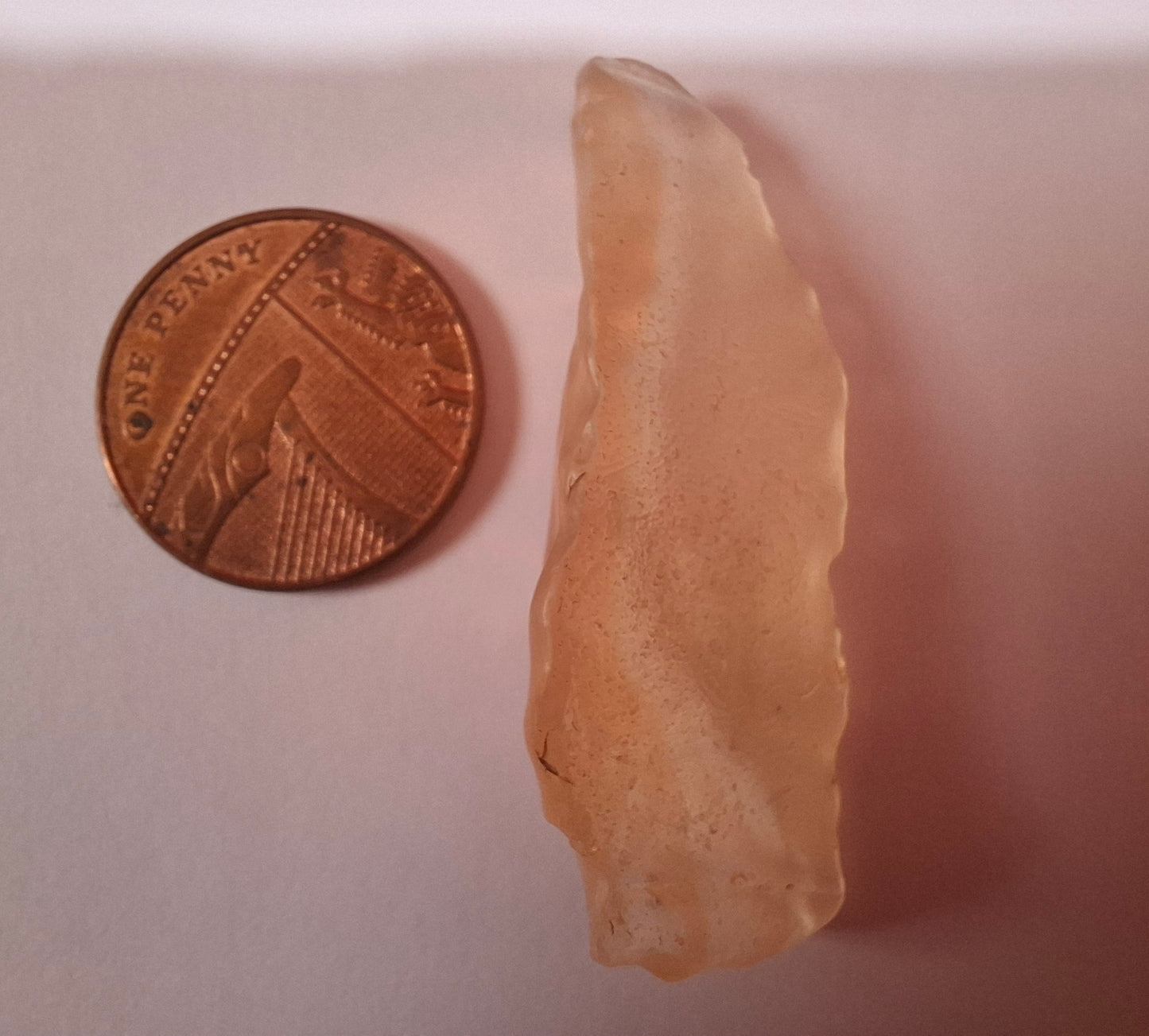 Libyan Desert Glass Piece, 7.46g, Tektite (Ref: LE5)