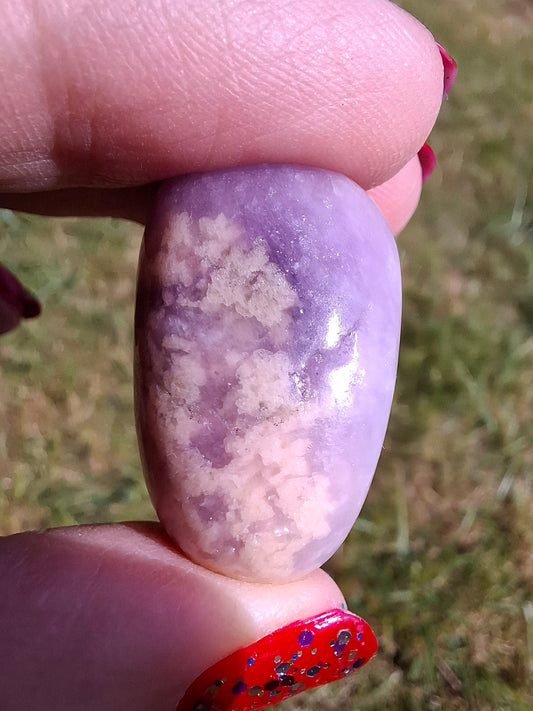 Lepidolite, Tumble Stone, Crystal (Ref: T114)