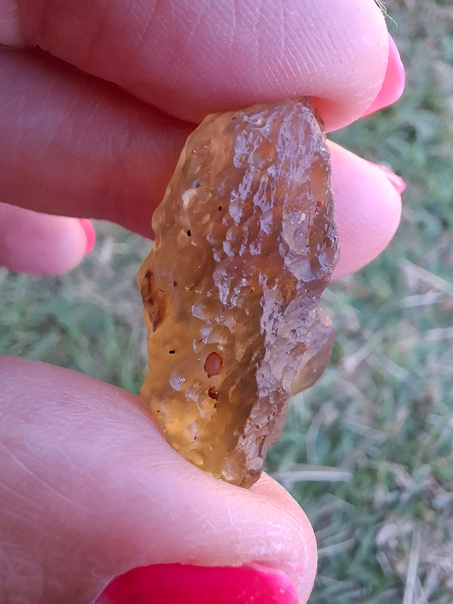 Libyan Desert Glass (darker) Piece, 7.36g, Tektite (Ref: L1357)