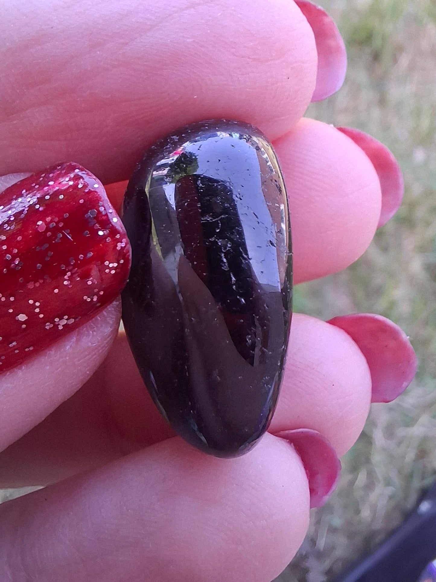 Black Tourmaline, Tumble Stone, Crystal (Ref: T223)