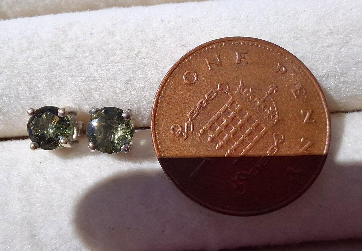 Moldavite (faceted), 5mm STUD EARRINGS, 925 Silver, Tektite (Ref: Pair52)