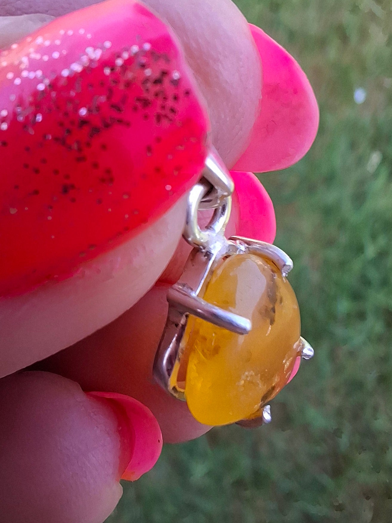 Baltic Amber Pendant, 925 Silver, Fossil (Ref: AP20)