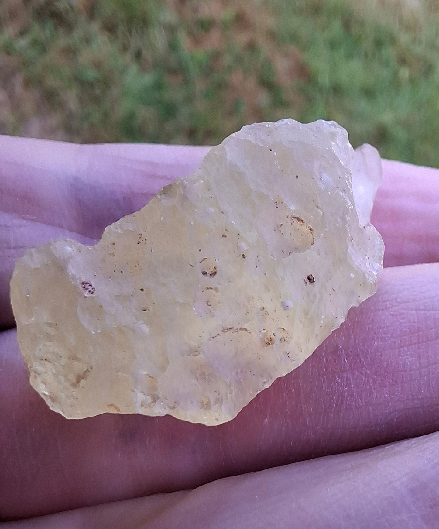 Libyan Desert Glass Piece 6.33g, Tektite