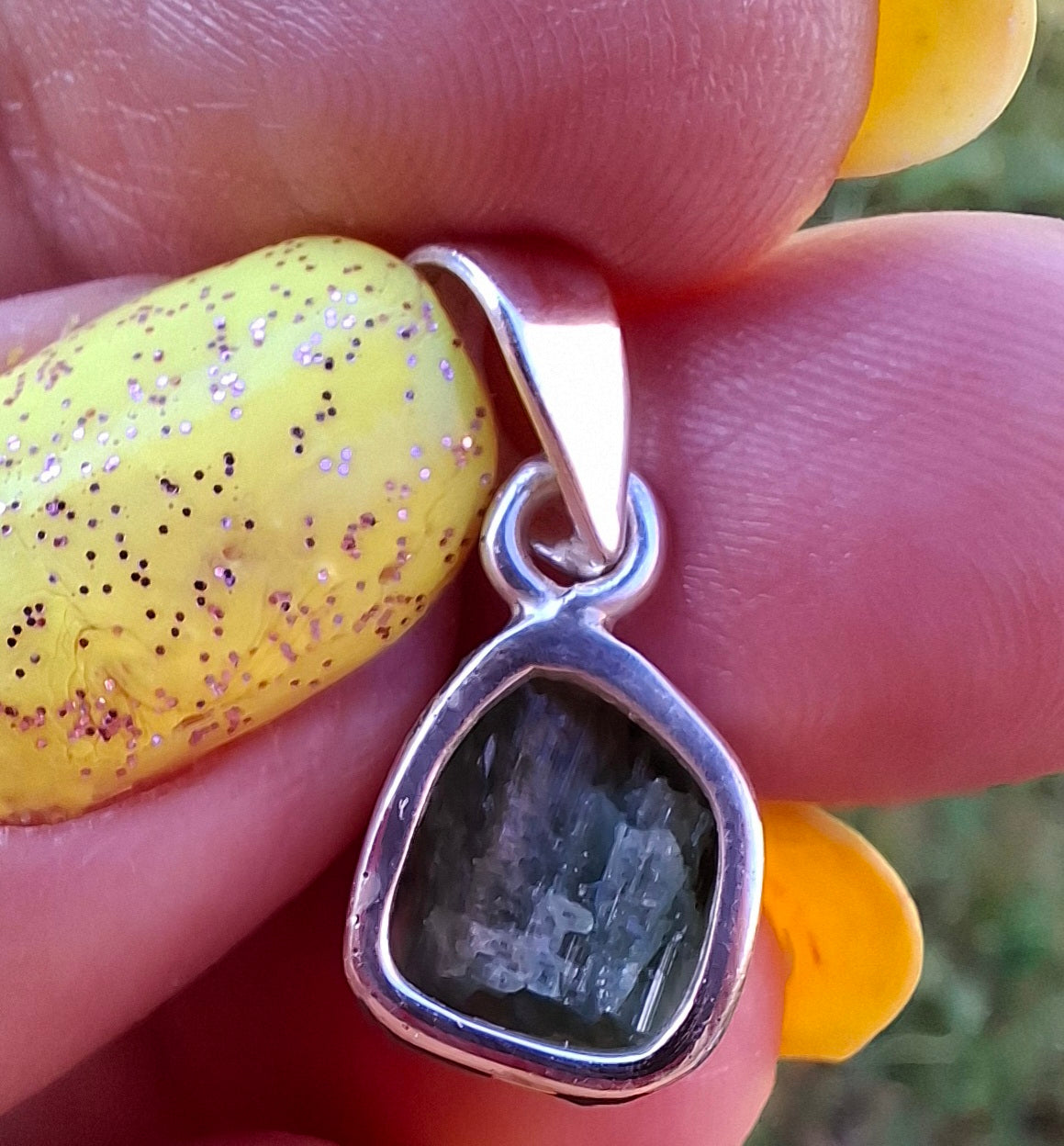 Green Tourmaline Pendant, 925 Silver, Crystal (Ref: GT11)
