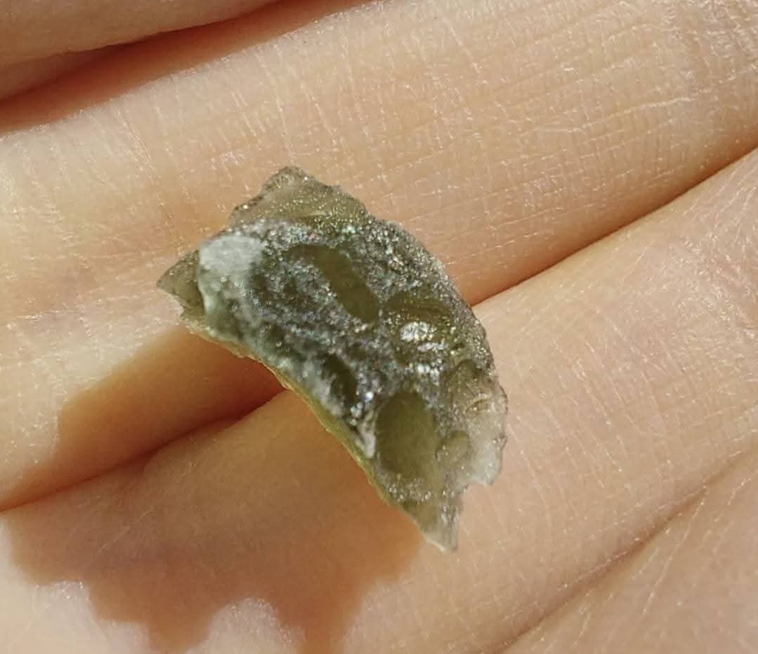 Moldavite Piece, 0.63g, Tektite (Ref: E254)
