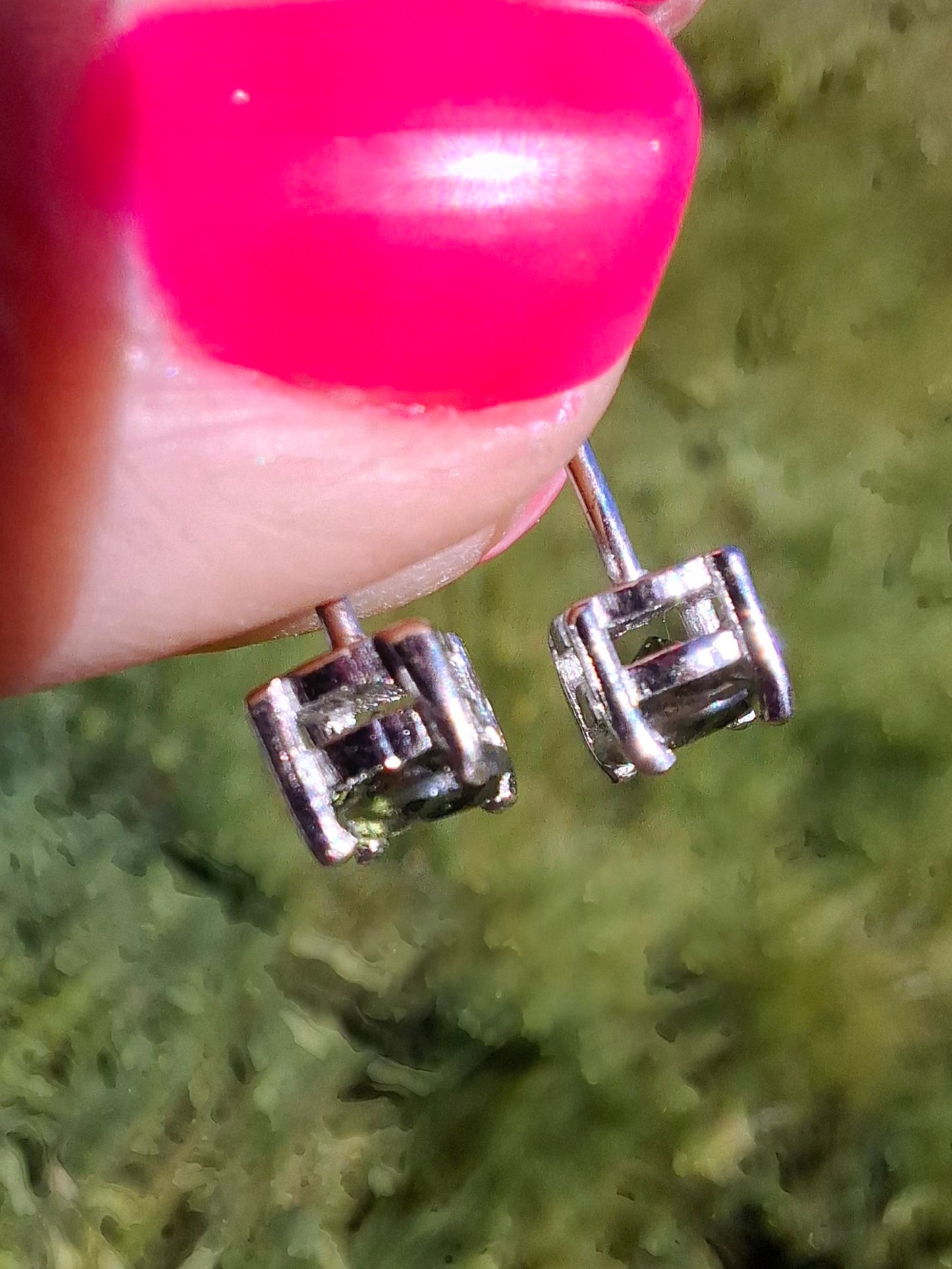 Moldavite (faceted) 5mm STUD EARRINGS, 925 Silver, Tektite (Ref: Pair17)
