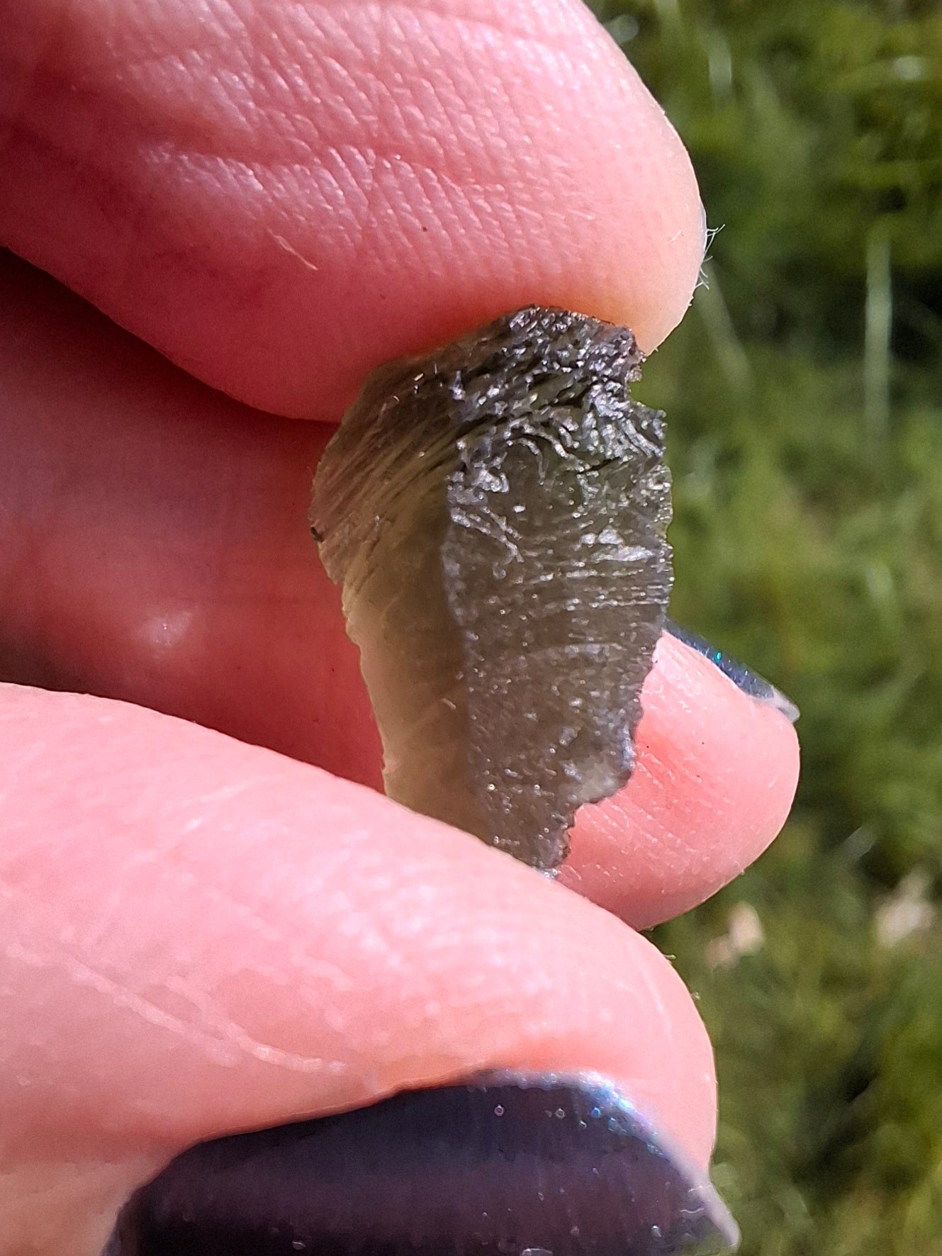 Moldavite Piece, 0.98g, Tektite (Ref: 1388)