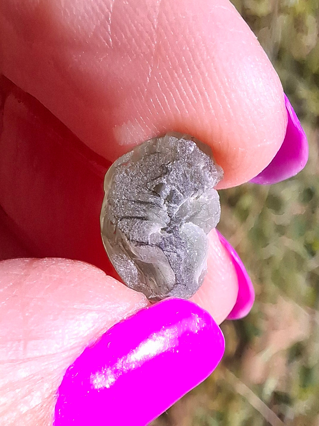 Moldavite Piece, 0.91g, Tektite (Ref: 1460)