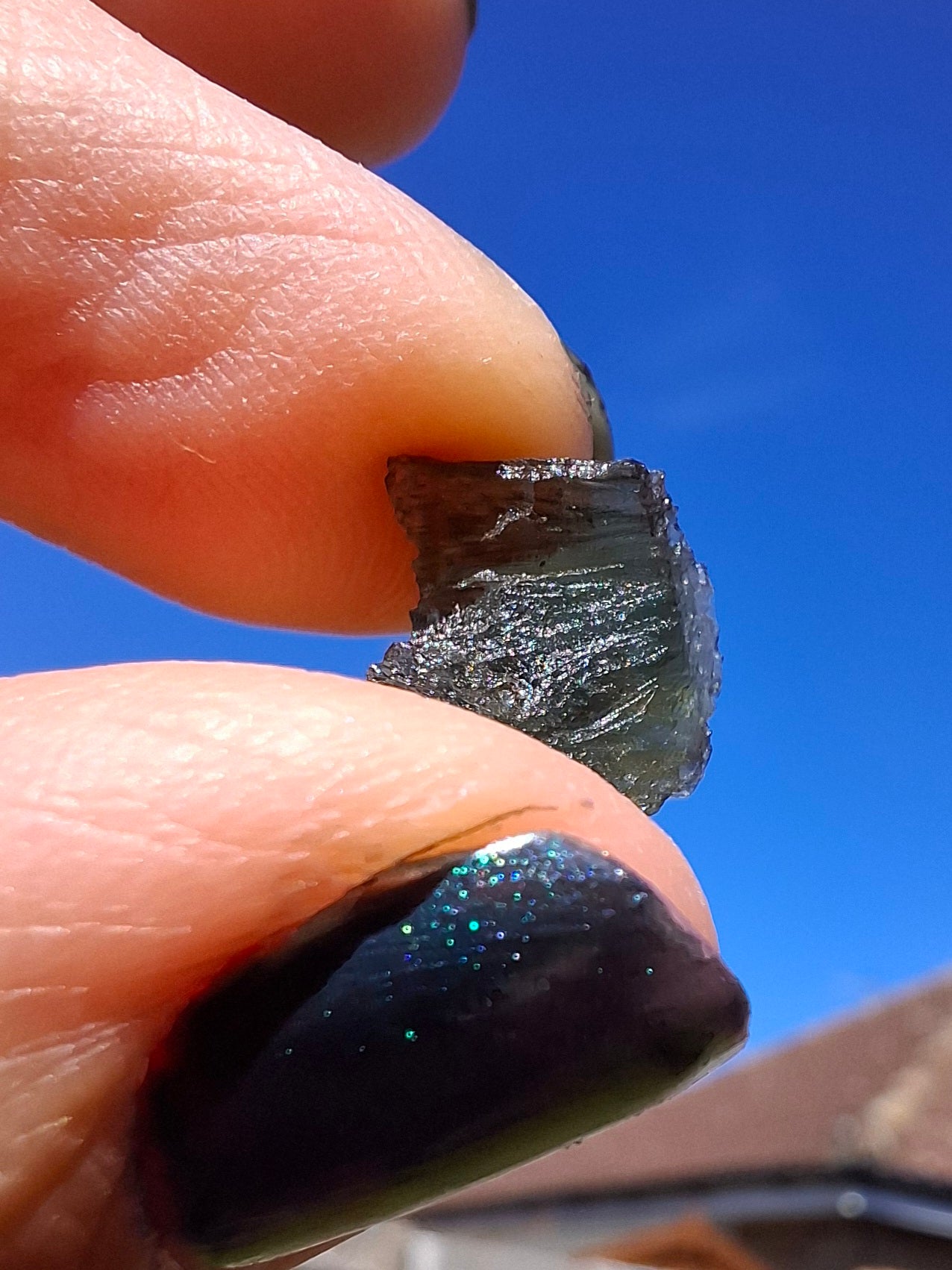 Moldavite Piece, 0.81g, Tektite (Ref: 1400)