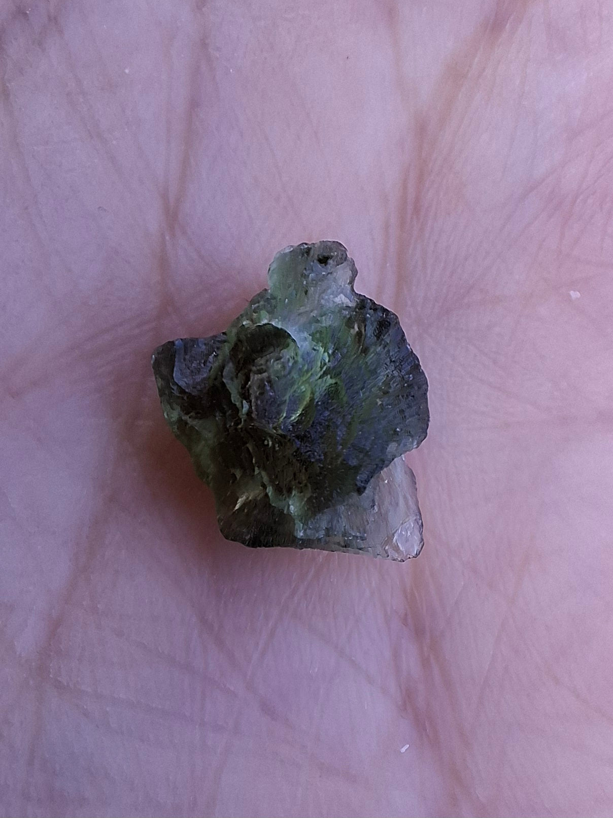 Moldavite Piece, 0.84g, Tektite (Ref: 1445)