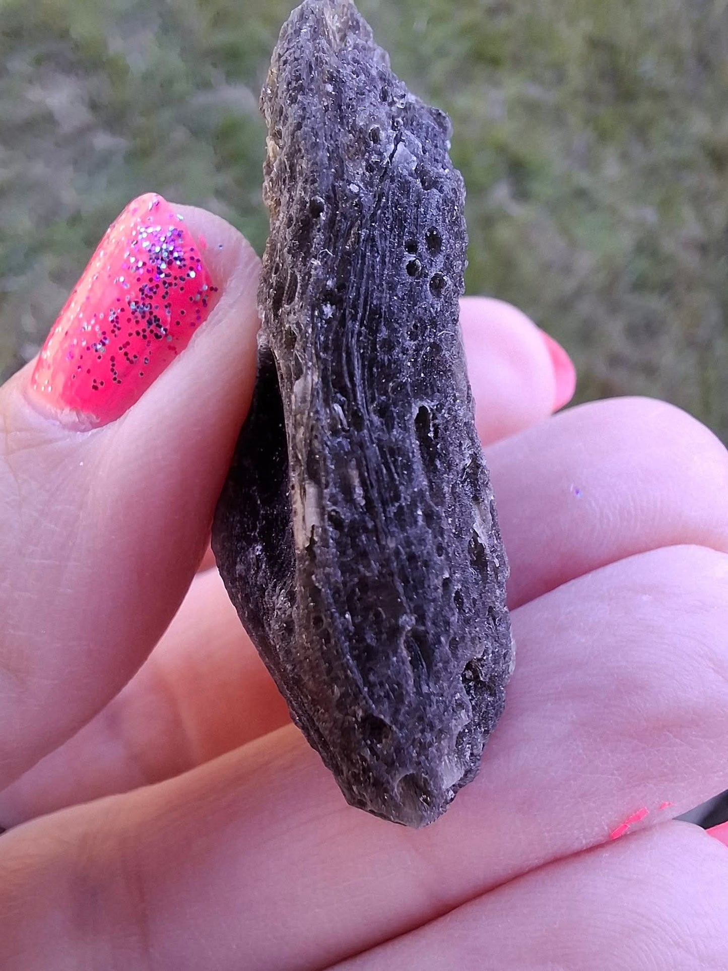 Moldavite Piece, NESMEN HURKA,  26.87g, Tektite (Ref: 1170)