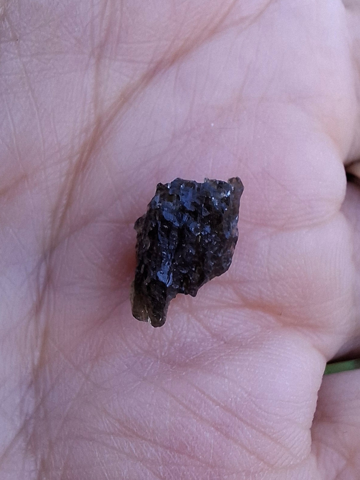 Moldavite Piece, 0.59g, Tektite (Ref: 1465)