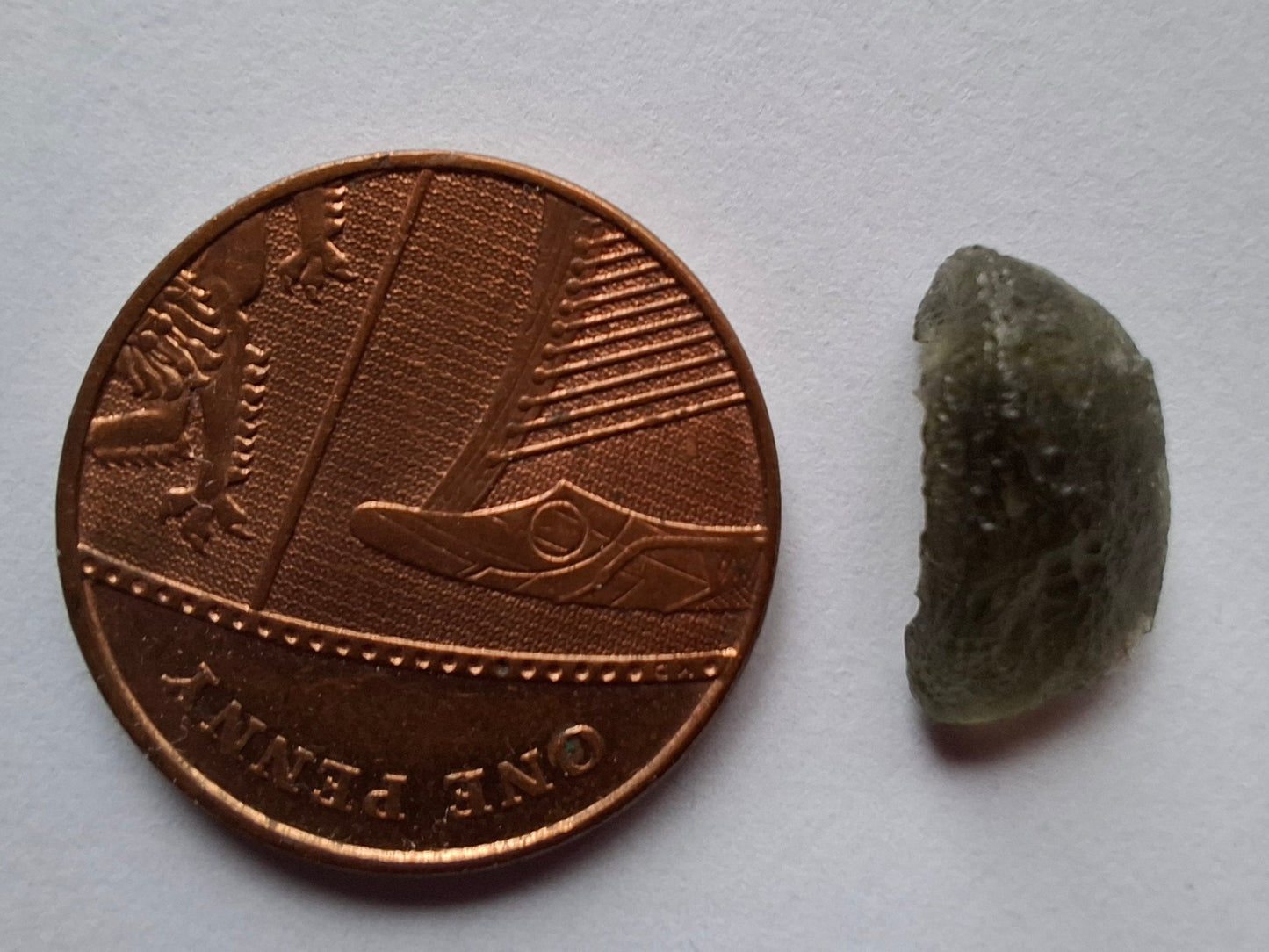 Moldavite Piece, 0.59g, Tektite (Ref: 1413)