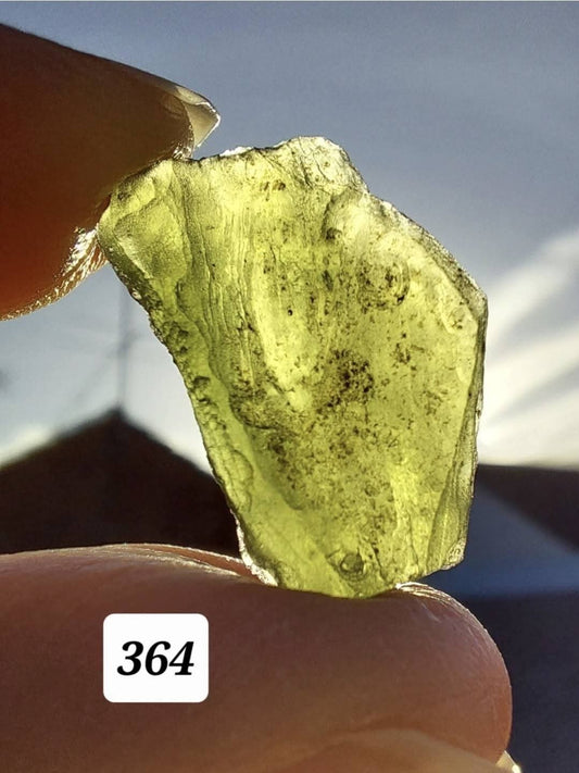 Moldavite Piece, 2.43g, Tektite (Ref: 364)