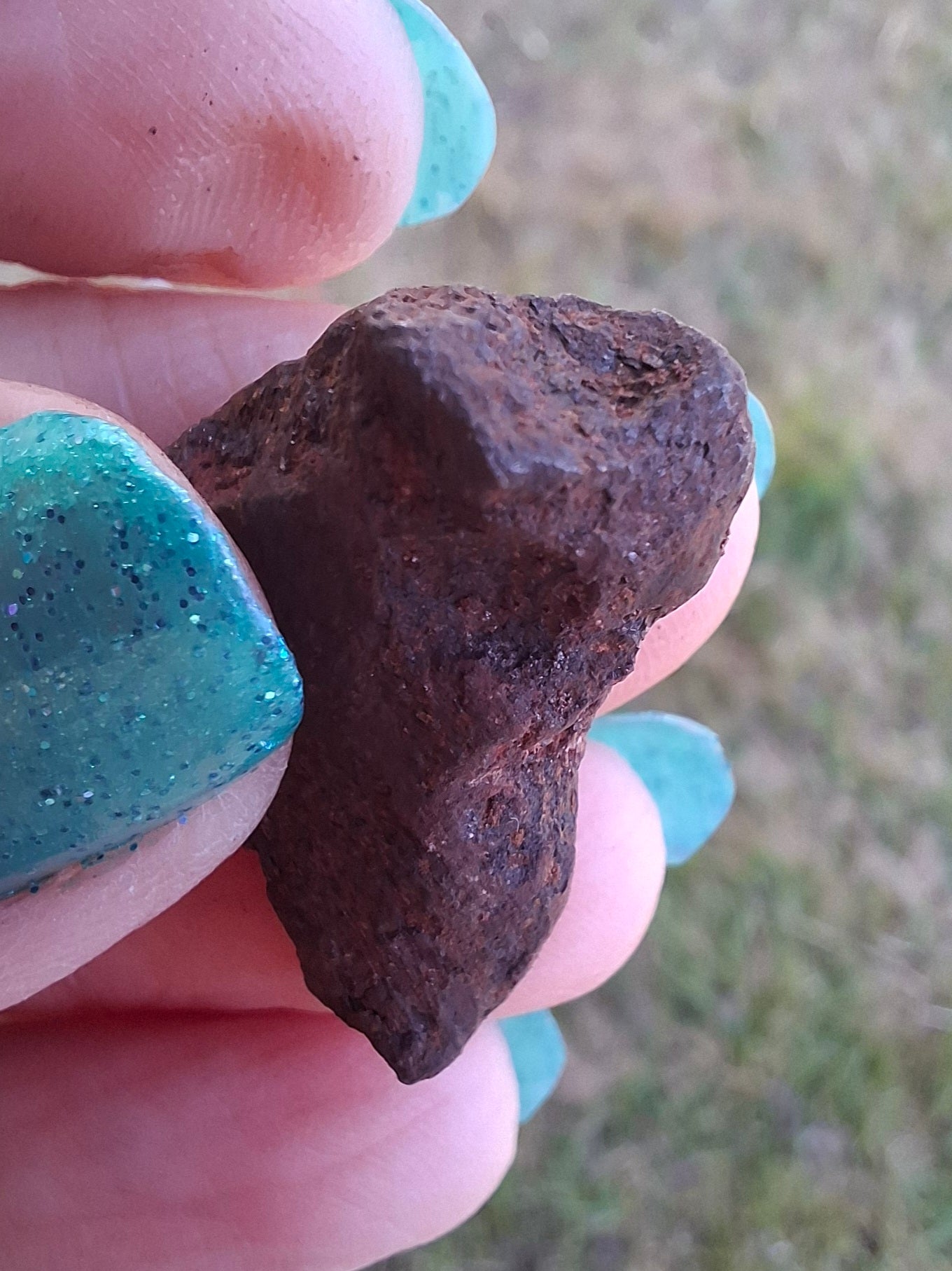 Gebel Kamil Iron Meteorite, 13.75g (Ref: K42)