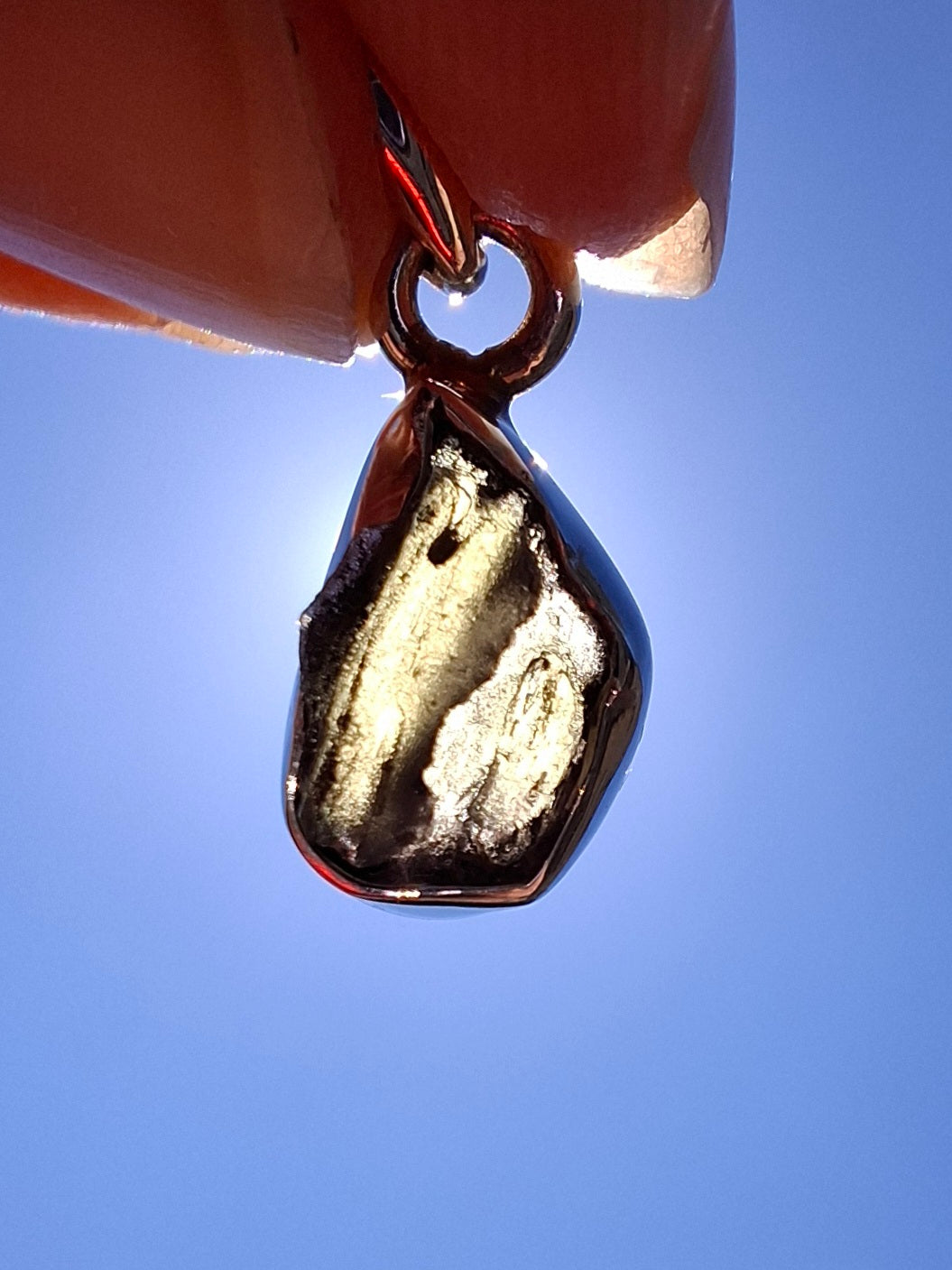 Moldavite Pendant, 925 Silver, Tektite (Ref: P47)