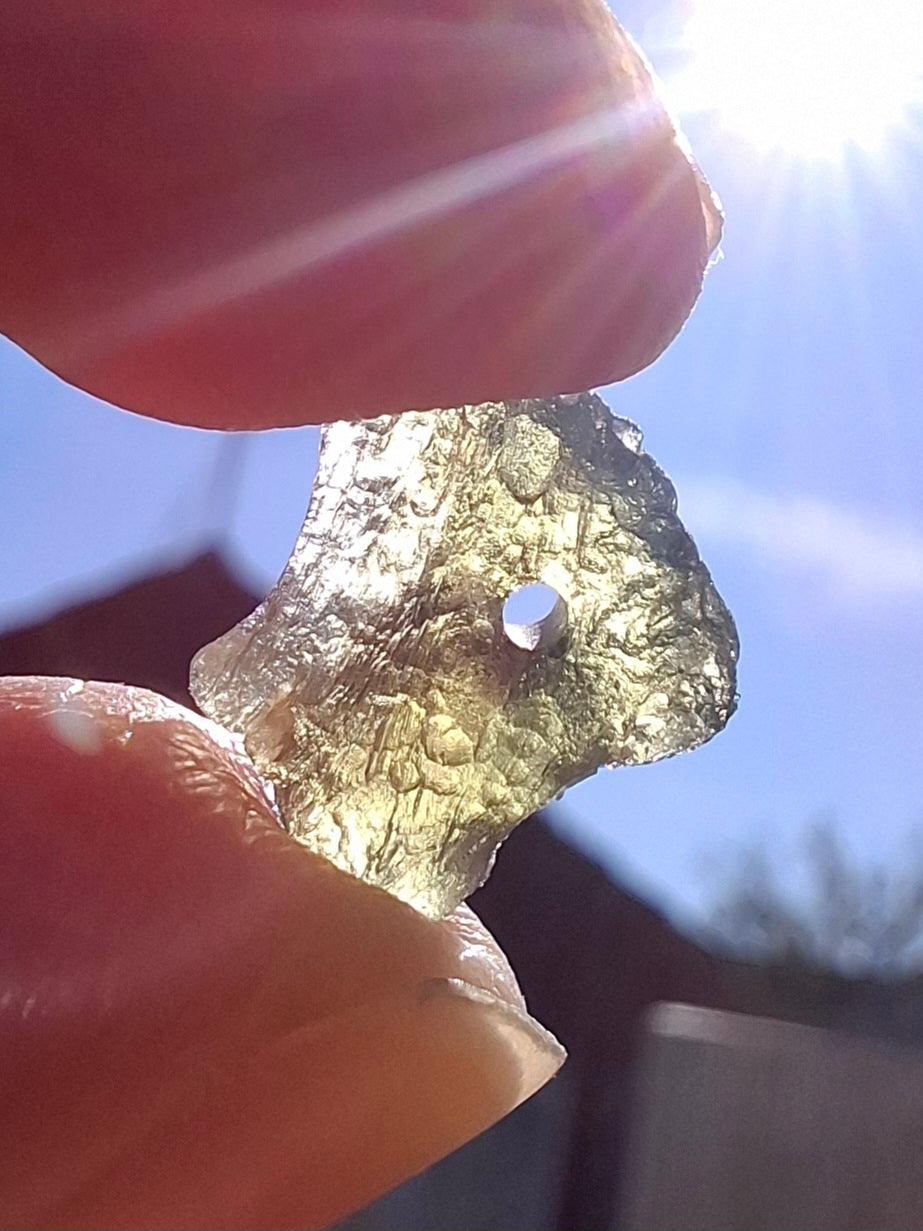 DRILLED, Moldavite Piece, 0.67g, Tektite (Ref: D21)