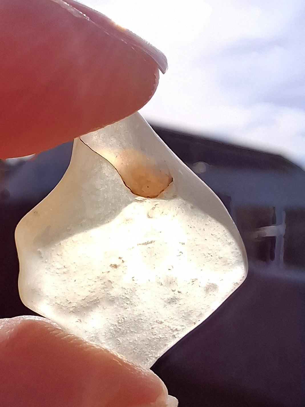 Libyan Desert Glass small Piece, 2.38g, Tektite (Ref: L1353)