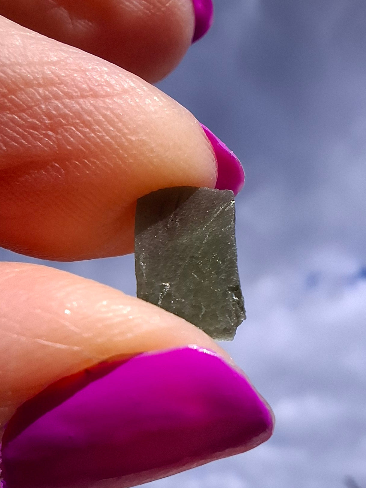 Moldavite Piece, 0.57g, Tektite (Ref: 1439)