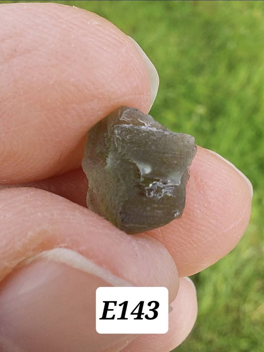Moldavite Piece, 0.58g, Tektite (Ref: E143)
