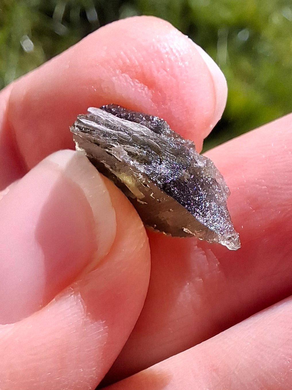 DRILLED, Moldavite Piece, 1.07g, Tektite (Ref: D15)